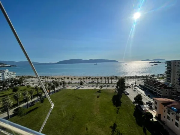 Vlore, shitet apartament 2+1+Ballkon Kati 10, 96 m² 260.000 € (Lungomare)