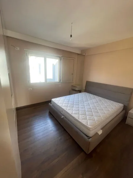 Vlore, shitet apartament 2+1+Ballkon Kati 10, 96 m² 260.000 € (Lungomare)