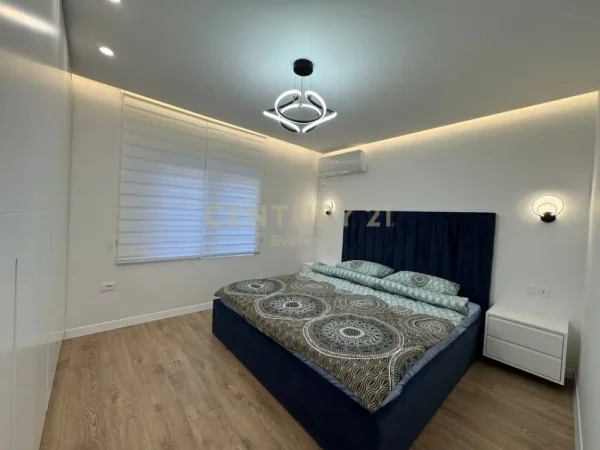 Tirane, jepet me qera apartament 1+1 Kati 3, 60 m² 540 € 