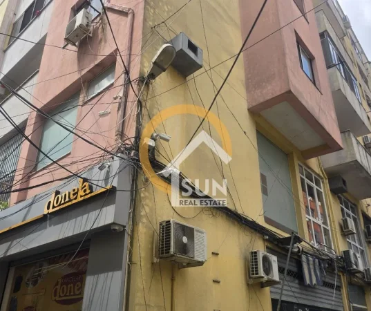 Shkoder, shitet ambjent biznesi Kati 1, 100 m² (QENDER)