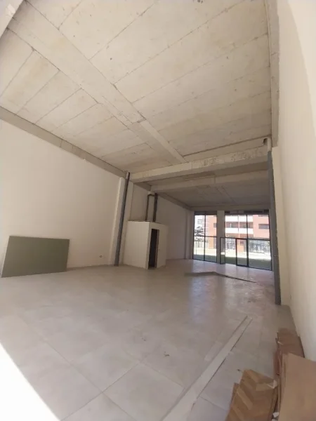 Tirane, shitet ambjent biznesi Kati 0, 158 m² 410.000 € (Kompleksi Urban Gate)