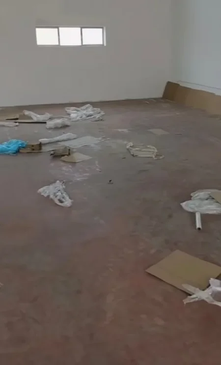 Tirane, jepet me qera magazine Kati 0, 500 m² 1.800 € (BERZHITE)