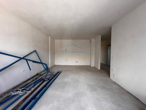 Tirane, shitet apartament 2+1 Kati 8, 107 m² 177.500 € PRM52785