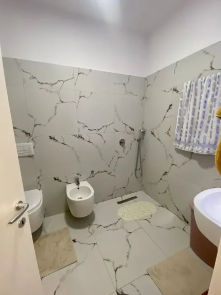 Tirane, shitet apartament 2+1+Ballkon Kati 4, 101 m² 170.000 € (Kompleksi Vila-L 2021, Astir)