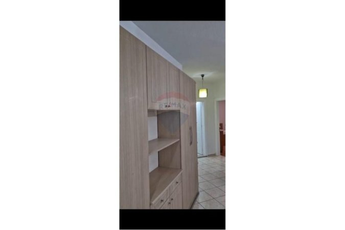 Tirane, jepet me qera zyre Kati 2, 114 m² 1.300 € 