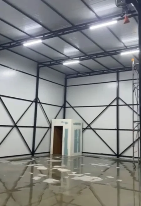 Tirane, jepet me qera magazine Kati 0, 160 m² 1.000 € (laknas)