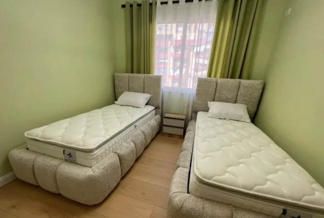Tirane, shitet apartament 2+1 Kati 3, 89 m² 145.000 € (Prane rrethit prane notere Sanja)