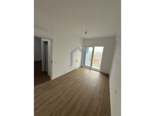 Tirane, shes apartament 1+1+Ballkon Kati 3, 60 m² 88.000 € 