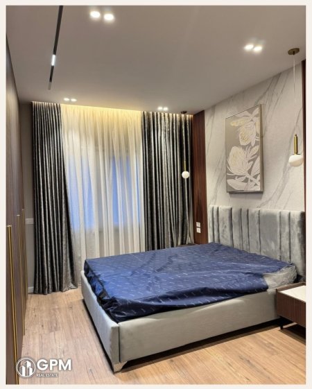 Tirane, jepet me qera super  apartament 2+1 Kati 5, 115 m² ne  Qender tek ish -kinema 17 Nentori