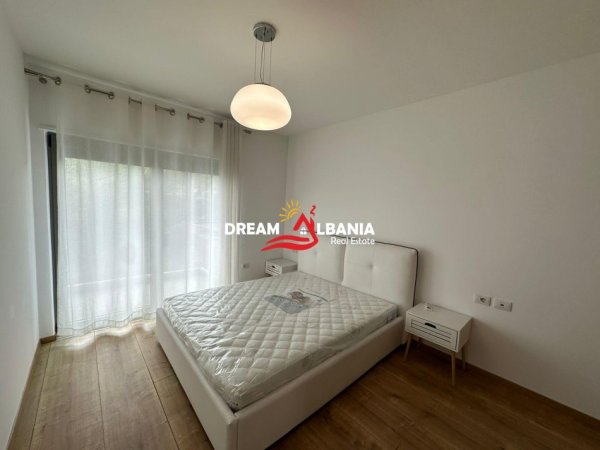 Tirane, jepet me qera Vile 2+1+Ballkon Kati 1, 250 m² 1.550 € (Ne zone e Mulletit)