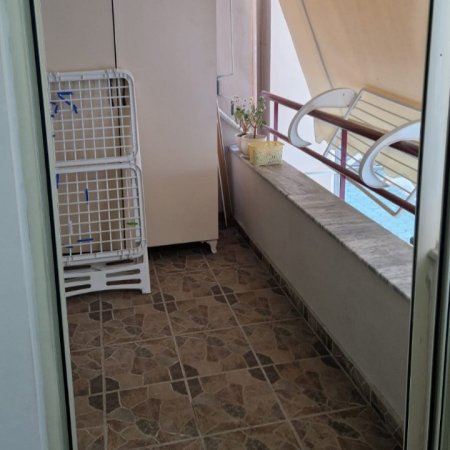 Tirane, jepet me qera apartament 1+1+Ballkon Kati 5, 68 m² 500 € (Don Bosko)