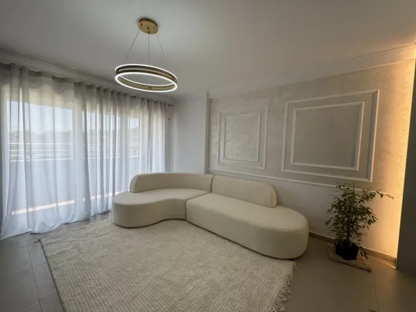 Tirane, shitet apartament 2+1 Kati 6, 117 m² 1.630.000 €