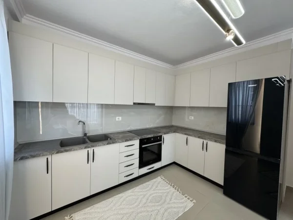 Tirane, shitet apartament 2+1 Kati 6, 117 m² 1.630.000 €