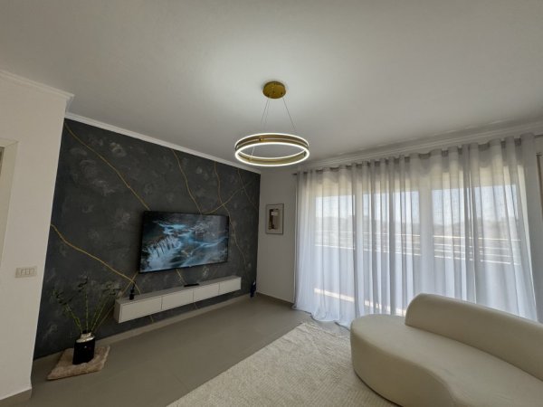 Tirane, shitet apartament 2+1 Kati 6, 117 m² 1.630.000 €