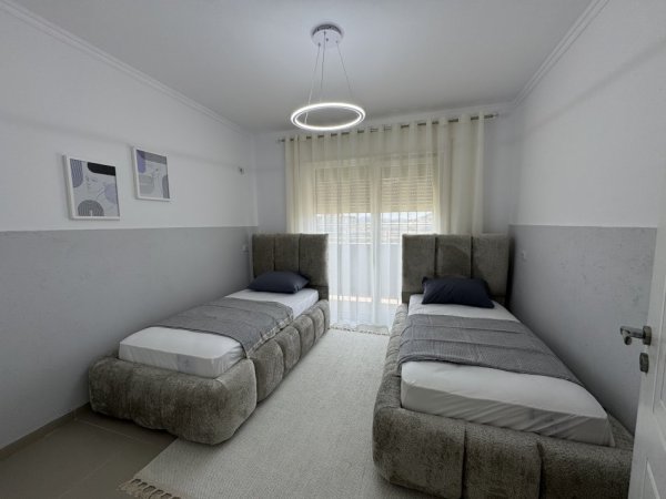 Tirane, shitet apartament 2+1 Kati 6, 117 m² 1.630.000 €