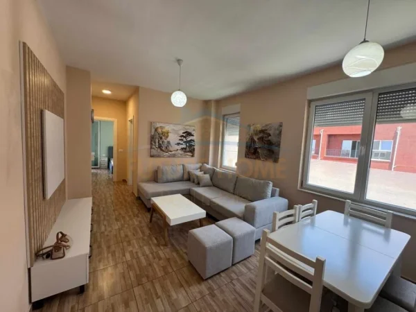 Tirane, shitet apartament 1+1+Ballkon Kati 8, 60 m² 108.000 € (DRITAN HOXHA)   UNA54473