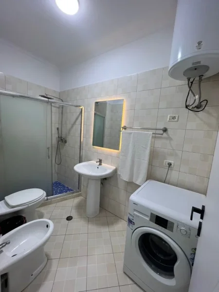 Tirane, shitet apartament 1+1 Kati 7, 66 m² 107.000 € 