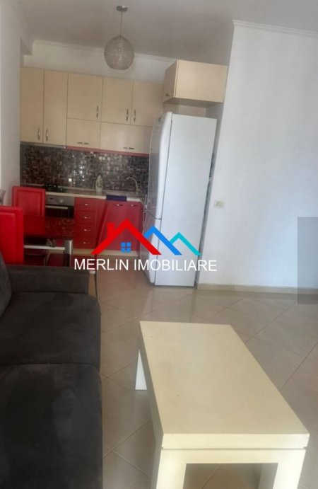 Tirane, jepet me qera apartament 1+1+Ballkon Kati 7, 59 m²per 420 € ( ASTIR, RRUGA TOM PLEZHA)