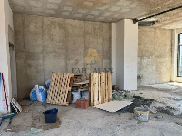 Tirane, shitet ambjent biznesi Kati 2, 100 m² 270.000 € (PRANE OXHAKUT)