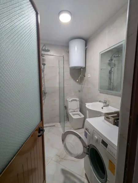 Tirane, jepet me qera apartament 2+1 Kati 7, 73 m² 500 € (Don Bosko)