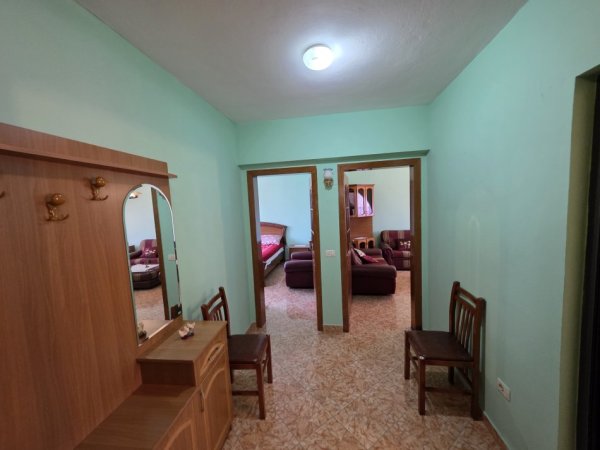 Tirane, shitet apartament 1+1+Ballkon Kati 5, 62 m² 87.000 € (Rruga Aleksander Moisiu)