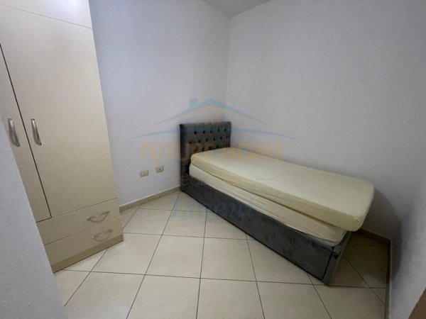Tirane, shitet apartament 3+1+Ballkon Kati 3, 118 m² 240.000 € (Bulevardi i Ri)
