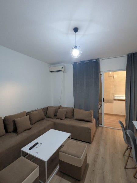 Tirane, jepet me qera apartament 2+1 Kati 7, 73 m² 500 € (DON BOSKO)