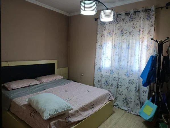 Tirane, shitet apartament 2+1+Ballkon Kati 4, 86 m² 158.000 € (Fusha e Aviacionit, te pedonalja)