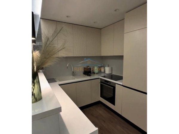 Tirane, shitet apartament 2+1 Kati 2, 90 m² 179.000 € (KODRA E DIELLIT)