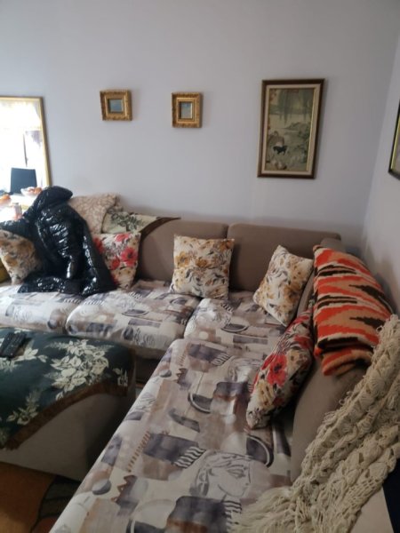 Tirane, jepet me qera apartament 2+1 Kati 4, 70 m² 650 € ( JEPET ME QIRA SUPER APARTAMENT 2+1 NË RRUGËN E KOSOVAREVE)
