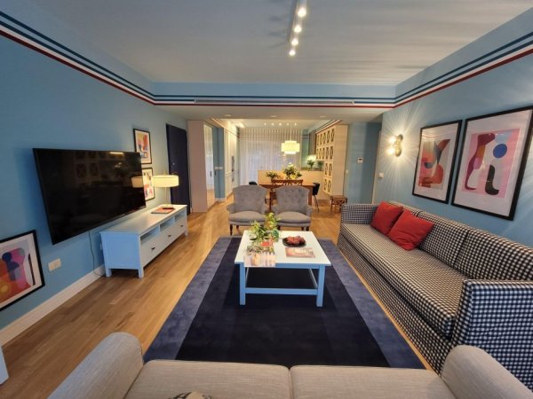 Tirane, jepet me qera apartament 3+1+Ballkon Kati 3, 148 m² 1.500 € (Kodra e Diellit 2)