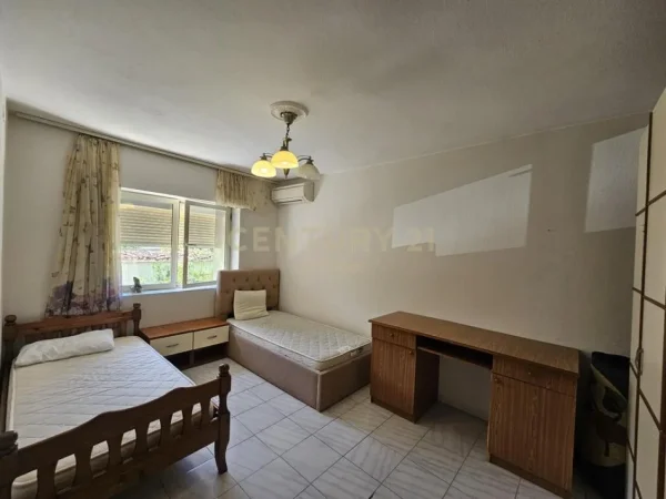 Tirane, shes apartament 2+1 Kati 2, 68 m² 130.000 € (ALI VISHA)