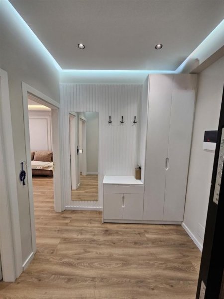 Tirane, jepet me qera apartament 1+1+Ballkon Kati 1, 60 m² 500 € (Urban Gate)