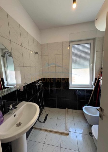 Tirane, shes apartament 1+1 Kati 8, 60 m² 108.000 € (Rruga Dritan Hoxha)