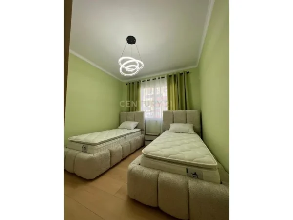Tirane, shes apartament 2+1 Kati 3, 88 m² 145.000 € (astir)