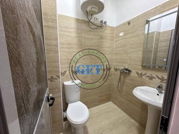Durres, shitet apartament 1+1+Ballkon Kati 1, 50 m² 70.000 € (Plazh Hekurudha)
