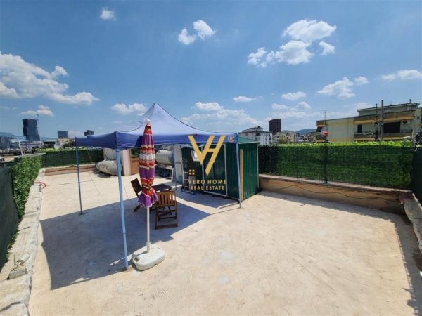 Tirane, shitet apartament 2+1+Ballkon Kati 6, 106 m² 142.000 € (RRUGA E DURRESIT)