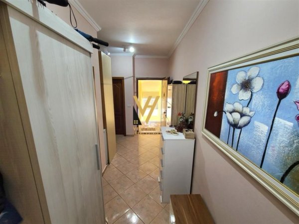 Tirane, shitet apartament 2+1+Ballkon Kati 6, 106 m² 142.000 € (RRUGA E DURRESIT)
