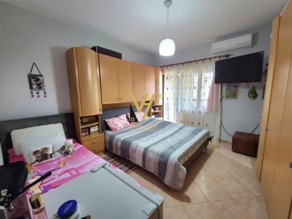 Tirane, shitet apartament 2+1+Ballkon Kati 6, 106 m² 142.000 € (RRUGA E DURRESIT)