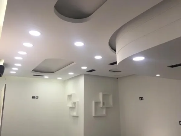 Tirane, jepet me qera ambjent biznesi Kati 0, 45 m² 600 € (vasil shanto)