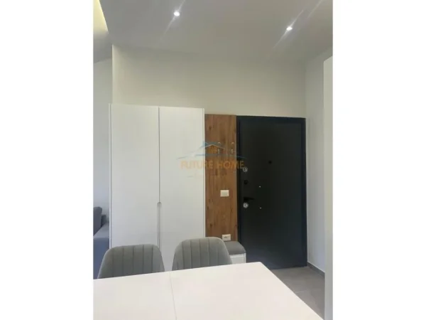 Tirane, jepet me qera apartament 1+1 Kati 5, 66 m² 350 €