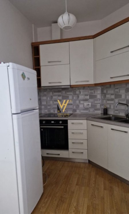 Tirane, jepet me qera apartament 1+1+Ballkon Kati 1, 68 m² 500 € (DON BOSKO)