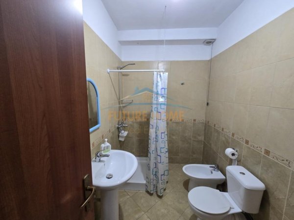 Tirane, jepet me qera apartament 2+1 Kati 6, 112 m² 500 € 
