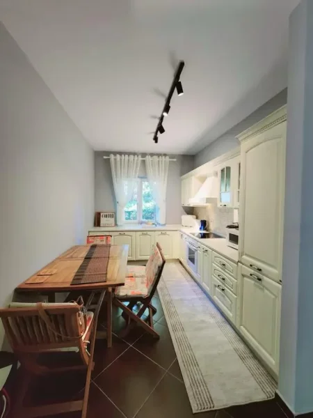 Golem, shitet Vile 3+1 , 170 m² (Golem)