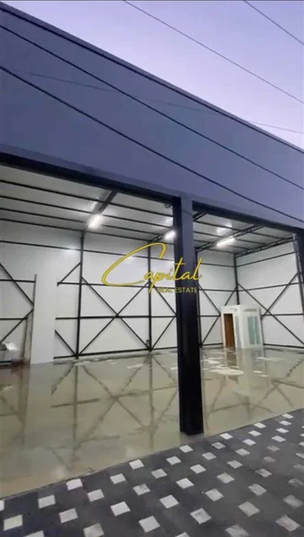 Tirane, jepet me qera magazine Kati 0, 160 m² 1.000 € (QTU)