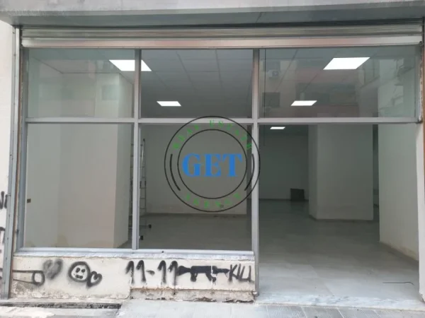 Durres, jepet me qera ambjent biznesi Kati 0, 90 m² 600 € 