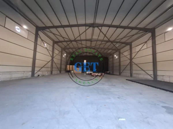 Durres, jepet me qera ambjent biznesi Kati 0, 1.000 m² 3.000 € 