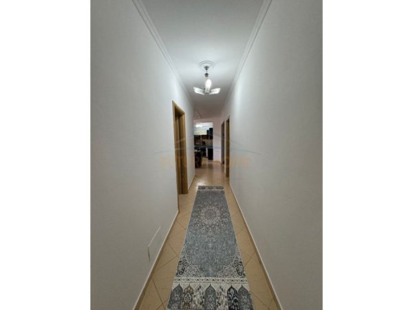 Tirane, jepet me qera apartament 2+1 Kati 5, 115 m² 500 € (RROTONDO ASTIRIT)   UNA54494