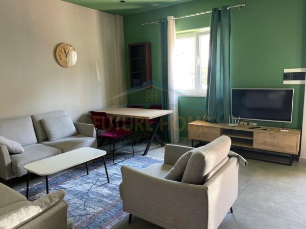 Tirane, jepet me qera apartament 1+1 Kati 1, 60 m² 450 € 