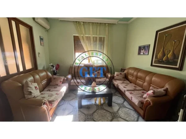 Durres, shitet shtepi 2 Katshe , 536 m² 400.000 € 